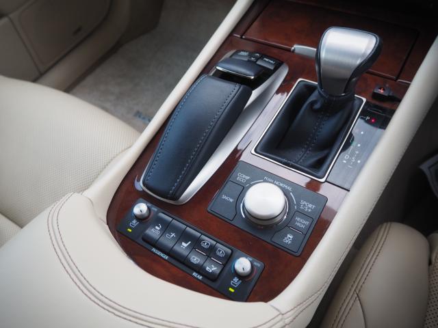 レクサスLS(新潟県新潟市西区)