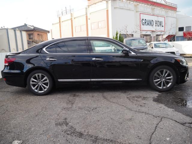 レクサスLS(新潟県新潟市西区)