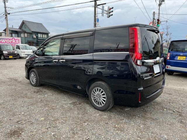 エスクァイア（新潟県新潟市西区）