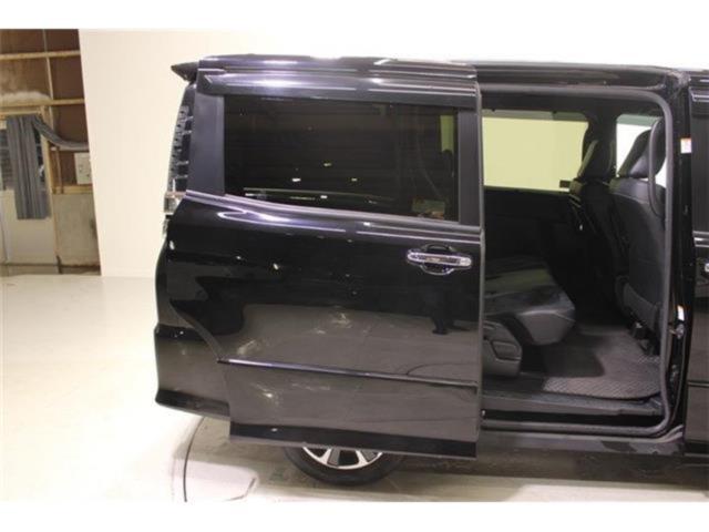 ヴォクシー（新潟県新潟市東区）