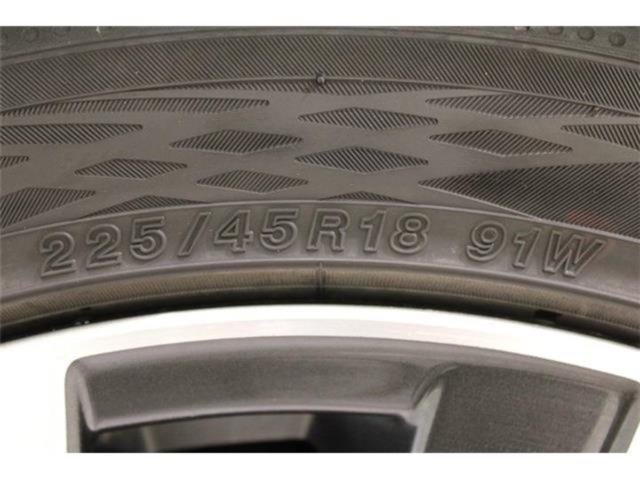 レヴォーグ（新潟県新潟市東区）