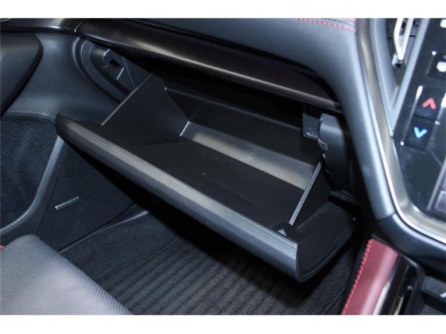 レヴォーグ（新潟県新潟市東区）