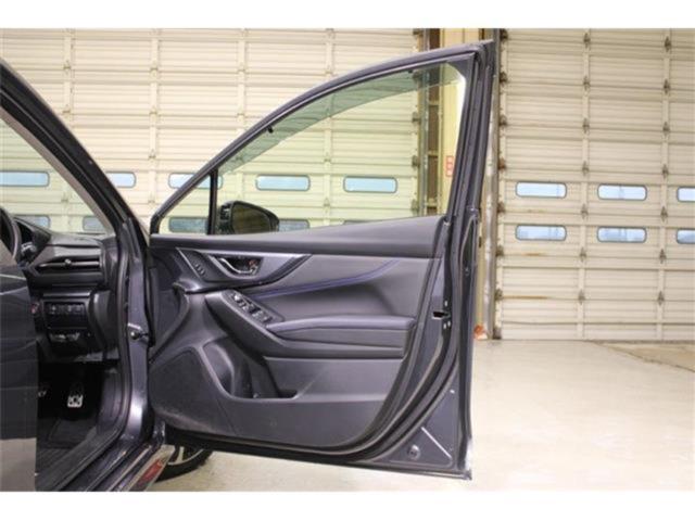 レヴォーグ（新潟県新潟市東区）