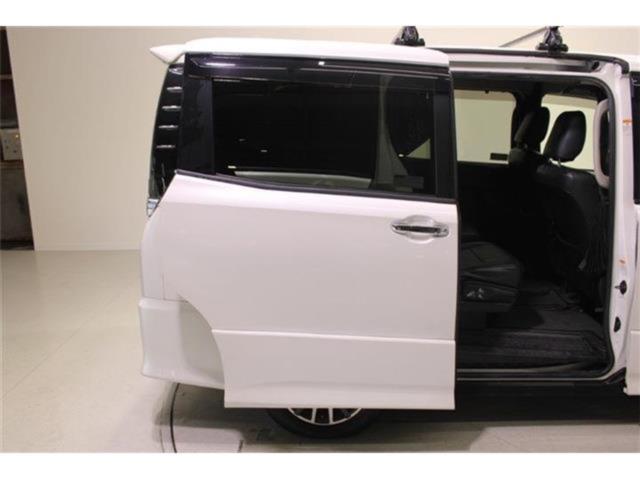 ヴォクシー(新潟県新潟市東区)