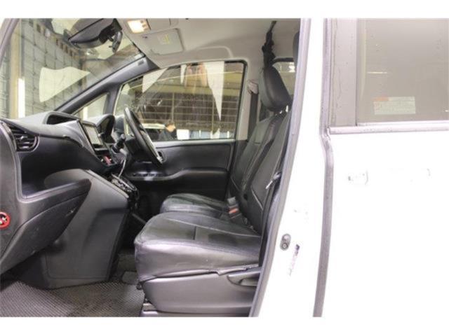 ヴォクシー(新潟県新潟市東区)