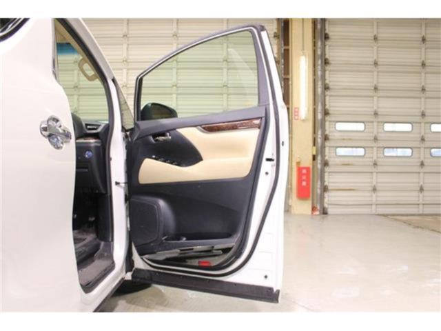 アルファードハイブリッド（新潟県新潟市東区）画像31