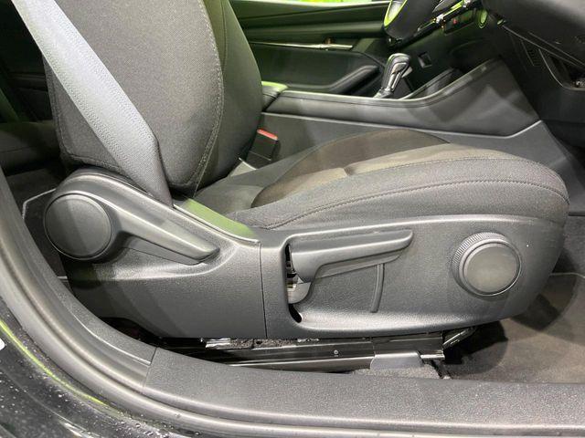 MAZDA3ファストバック（新潟県長岡市）