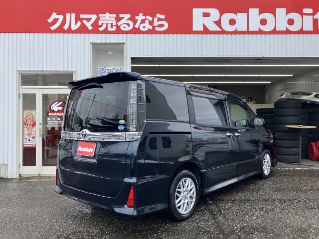 ヴォクシー（新潟県燕市）