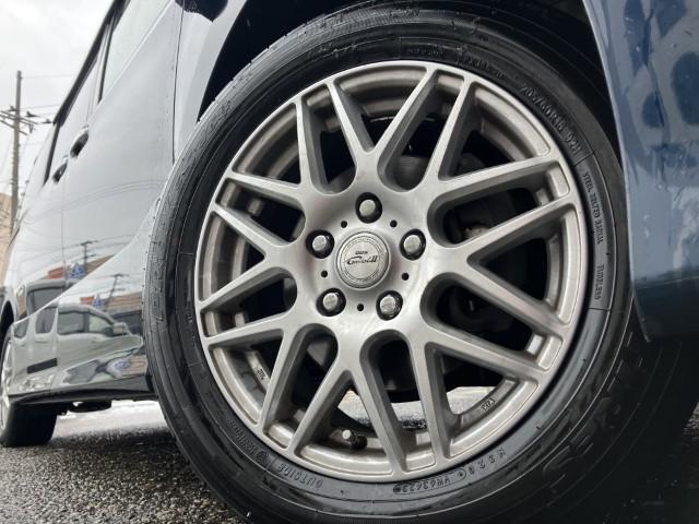 ヴォクシー（新潟県燕市）