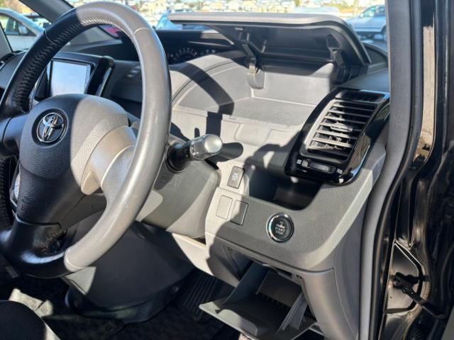 ヴォクシー（新潟県新潟市北区）