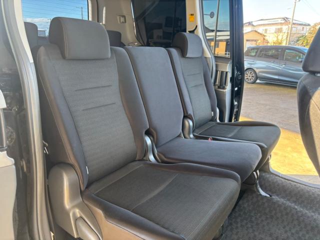 ヴォクシー（新潟県新潟市北区）