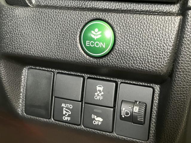 フィットハイブリッド（新潟県新潟市西区）