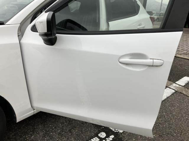 デミオ（新潟県新潟市西蒲区）