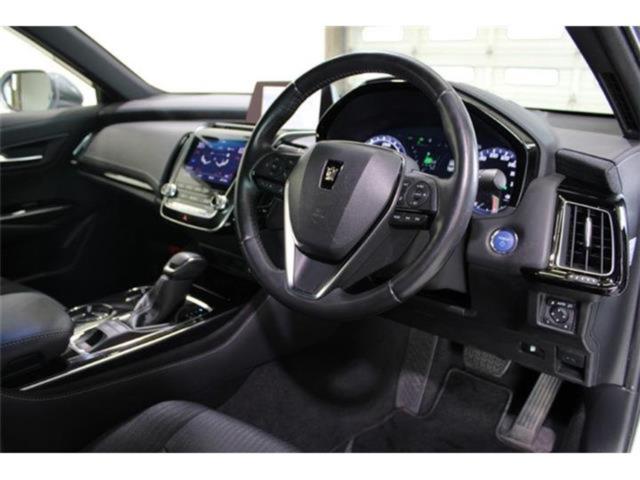 クラウンハイブリッド（新潟県新潟市東区）