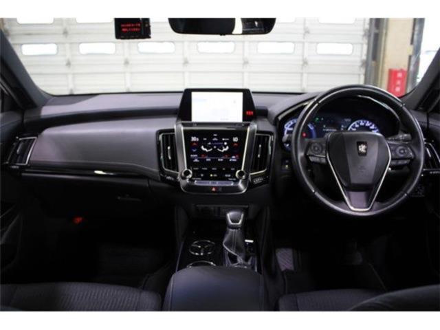 クラウンハイブリッド（新潟県新潟市東区）