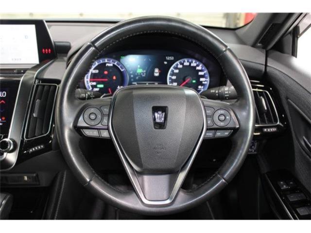 クラウンハイブリッド（新潟県新潟市東区）