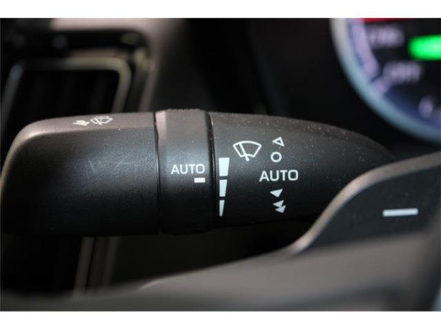 クラウンハイブリッド（新潟県新潟市東区）