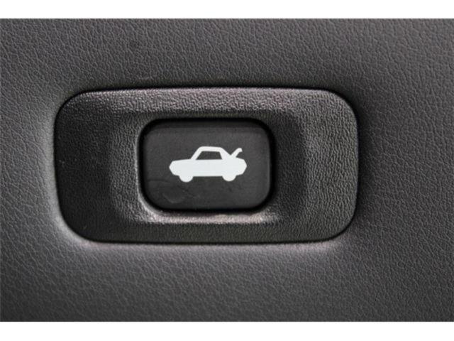 クラウンハイブリッド（新潟県新潟市東区）