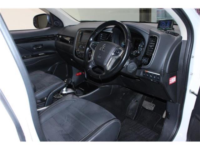 アウトランダーPHEV（新潟県新潟市東区）画像24