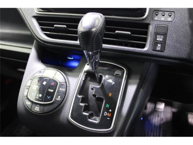 ヴォクシー（新潟県新潟市東区）