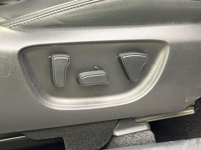 ヤリスクロス（新潟県新潟市東区）