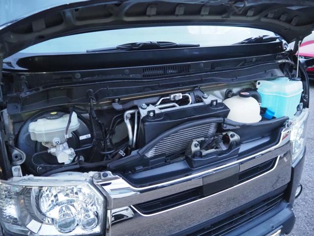 レジアスエースバン（新潟県新潟市西区）