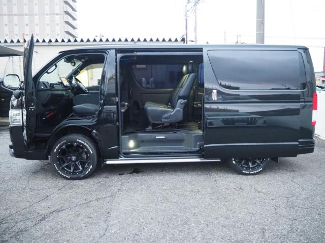 レジアスエースバン（新潟県新潟市西区）