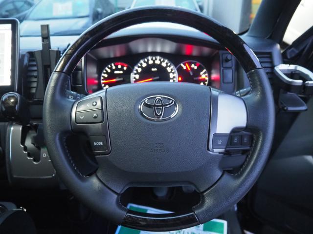 レジアスエースバン（新潟県新潟市西区）