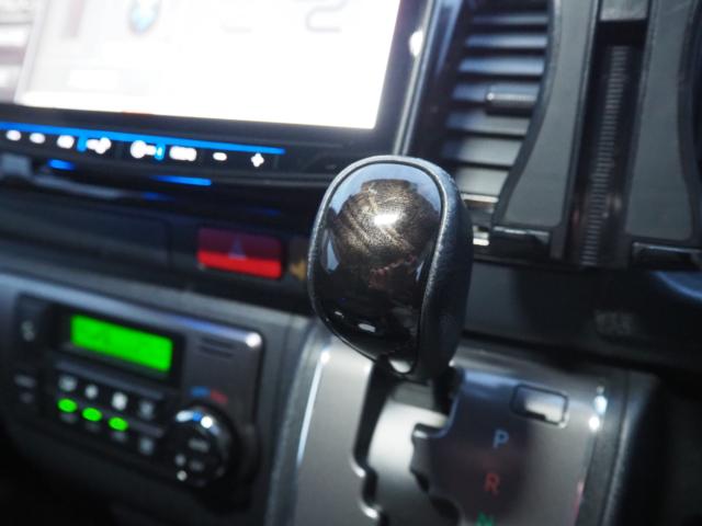 レジアスエースバン（新潟県新潟市西区）