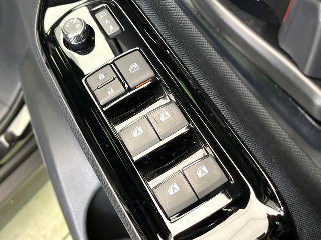 ヴォクシー（新潟県新潟市東区）