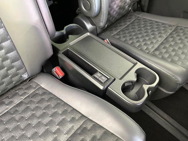 ヴォクシー（新潟県新潟市東区）