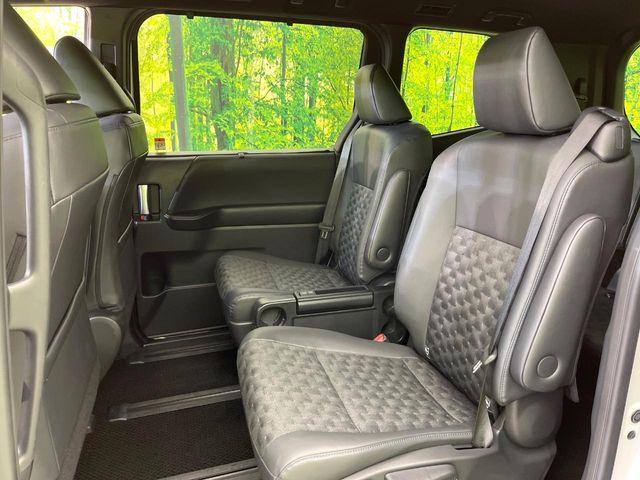 ヴォクシー（新潟県新潟市東区）