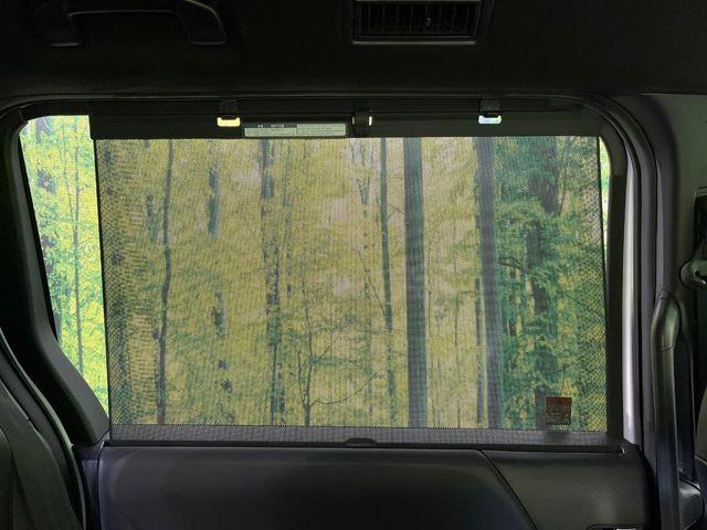 ヴォクシー（新潟県新潟市東区）