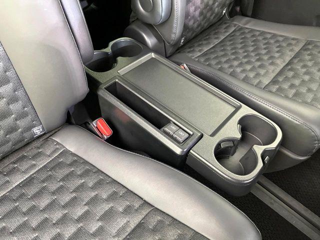 ヴォクシー（新潟県新潟市東区）