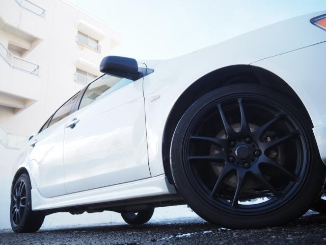 ワークエモーションCR極18インチAWが足元を煌びやかせます♪