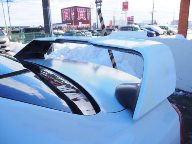 リアウィング装着！後ろ姿もカッコ良く決まっております♪