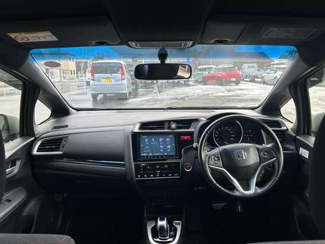 フィットハイブリッド(新潟県北蒲原郡聖籠町)