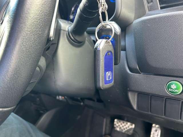 フィットハイブリッド(新潟県北蒲原郡聖籠町)