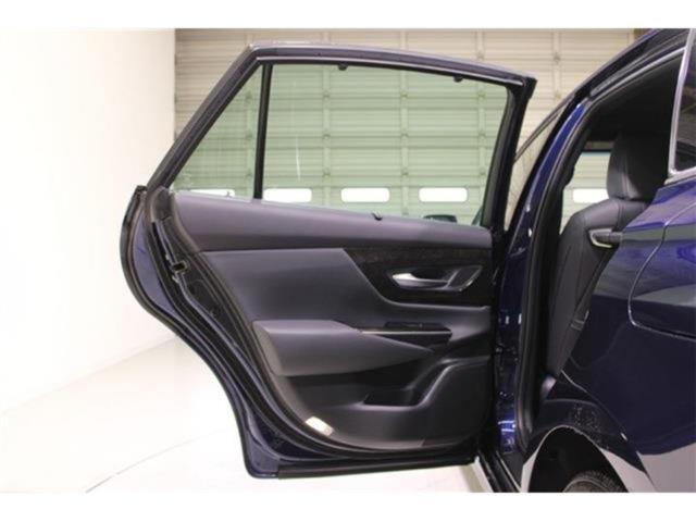 クラウンハイブリッド(新潟県新潟市東区)