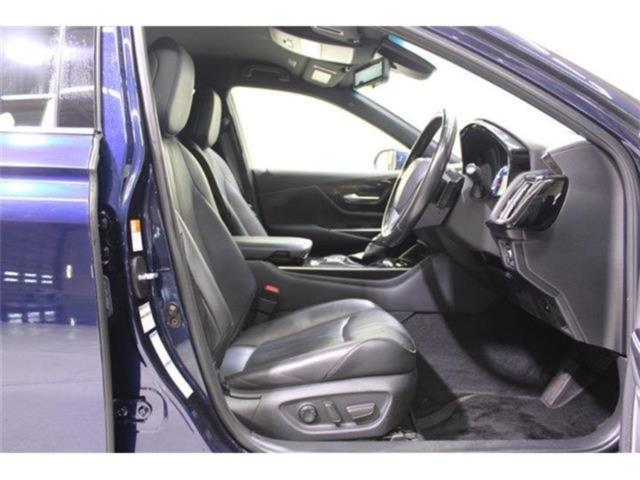 クラウンハイブリッド(新潟県新潟市東区)