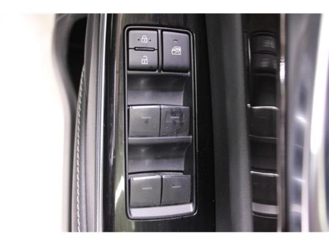 クラウンハイブリッド(新潟県新潟市東区)