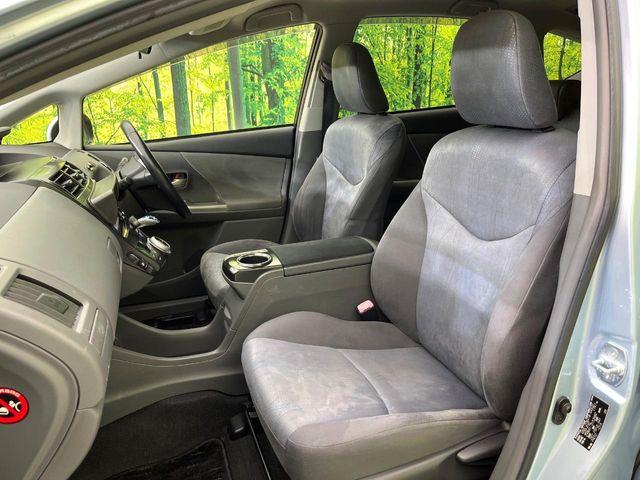 プリウスα（新潟県新潟市東区）