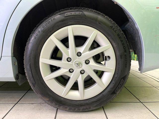 プリウスα（新潟県新潟市東区）