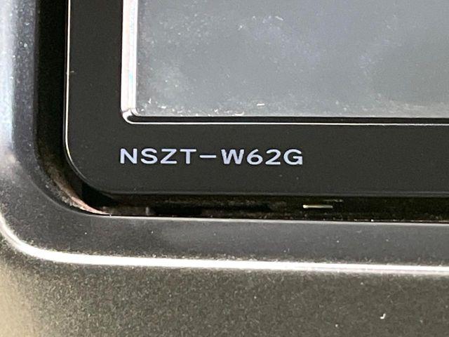 プリウスα（新潟県新潟市東区）