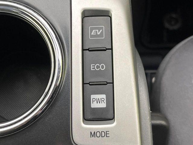 プリウスα（新潟県新潟市東区）