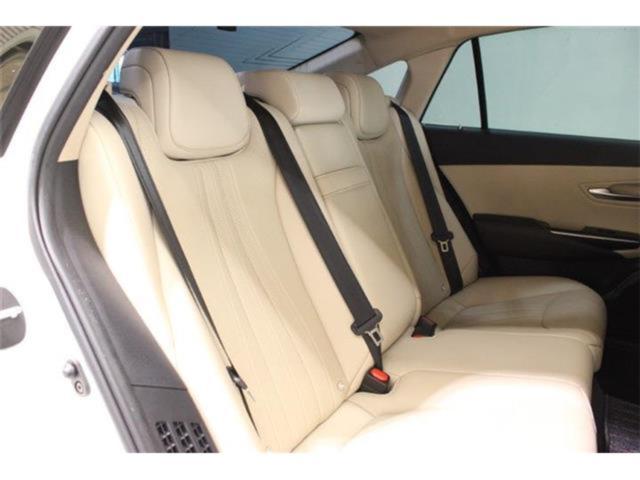 クラウンハイブリッド（新潟県新潟市東区）