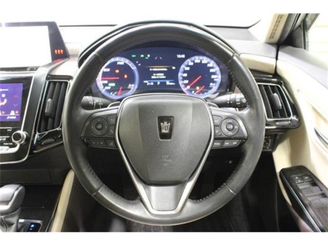 クラウンハイブリッド（新潟県新潟市東区）