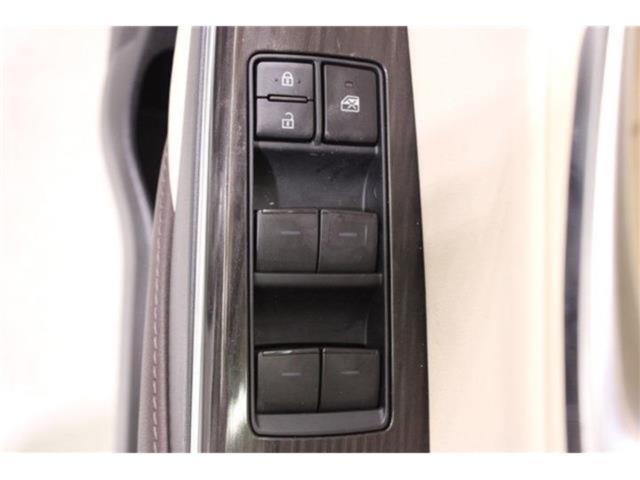 クラウンハイブリッド（新潟県新潟市東区）