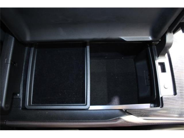 クラウンハイブリッド（新潟県新潟市東区）