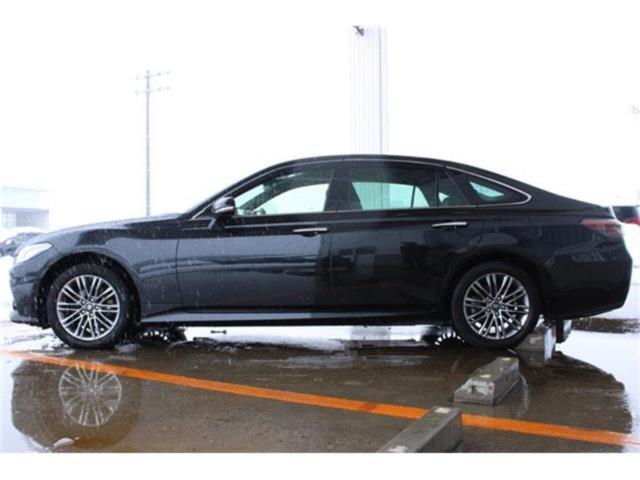 クラウンハイブリッド（新潟県新潟市東区）